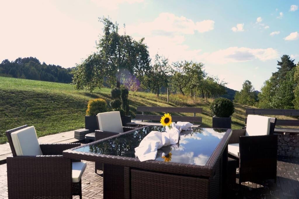 Wohnung Am Fusse Des Schwarzwalds Oberkirch  Exteriör bild
